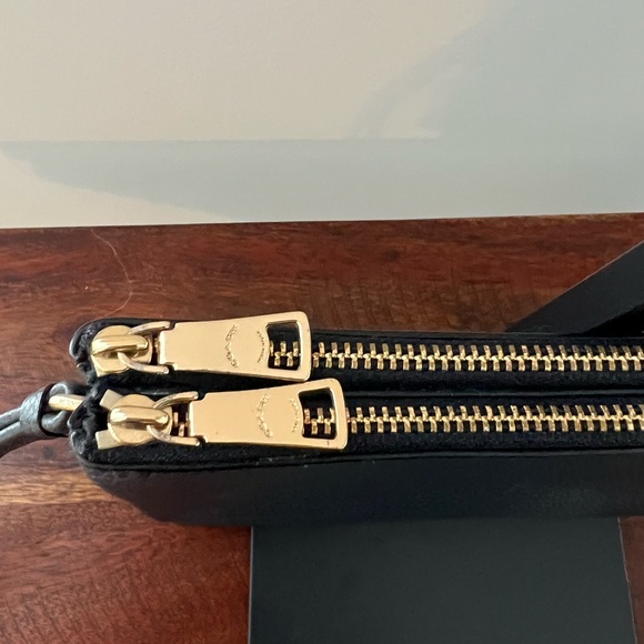 NWOT Coach Grayish Blue Double Zip Wristlet with Hantag - Picture 3 of 7